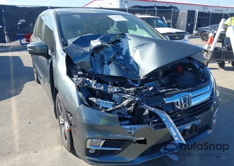 2020 Honda Odyssey Touring из США, поврежденный, VIN 5FNRL6H8XLB035047